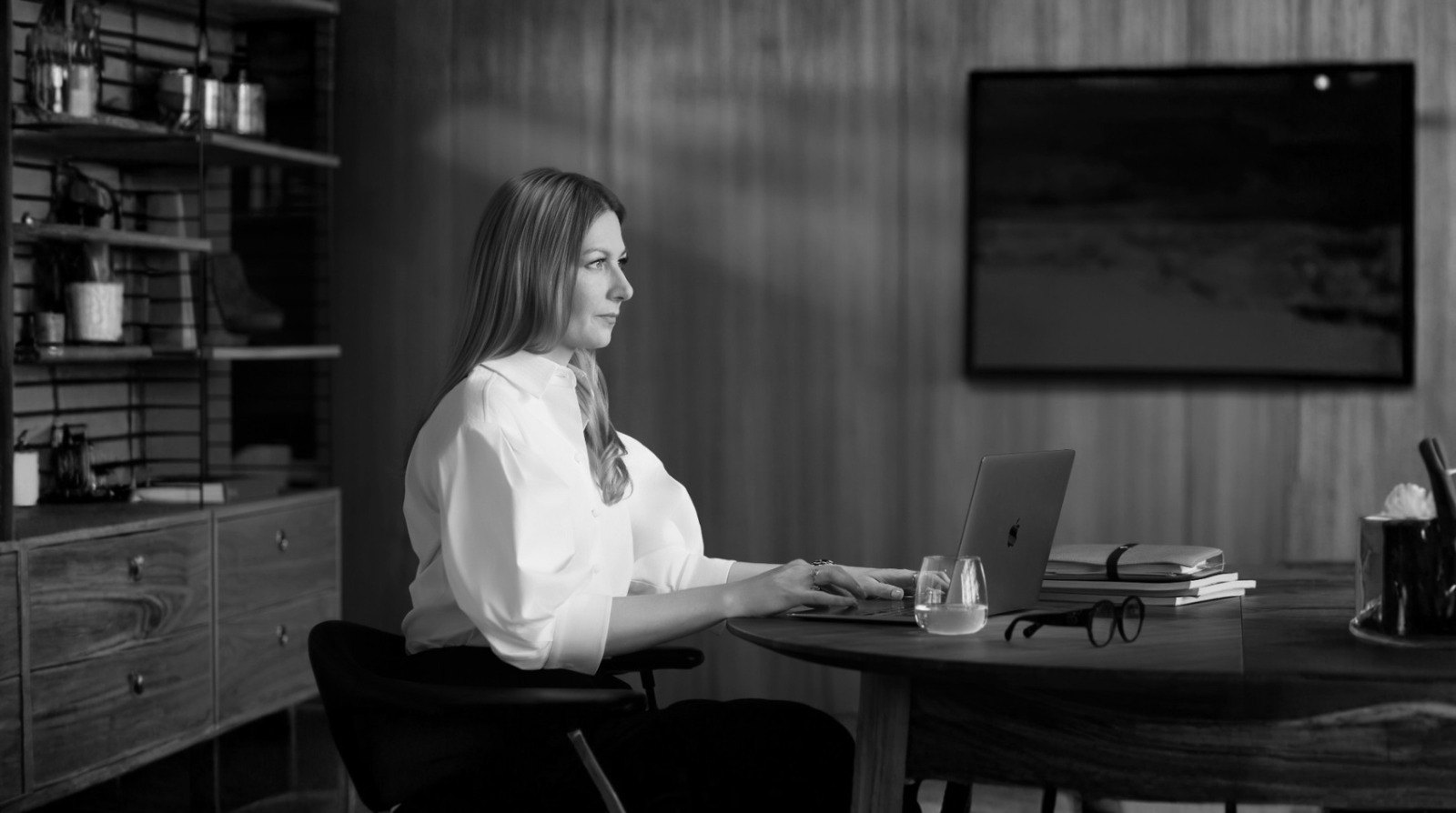 Adwokat Anna Masiota w kancelarii